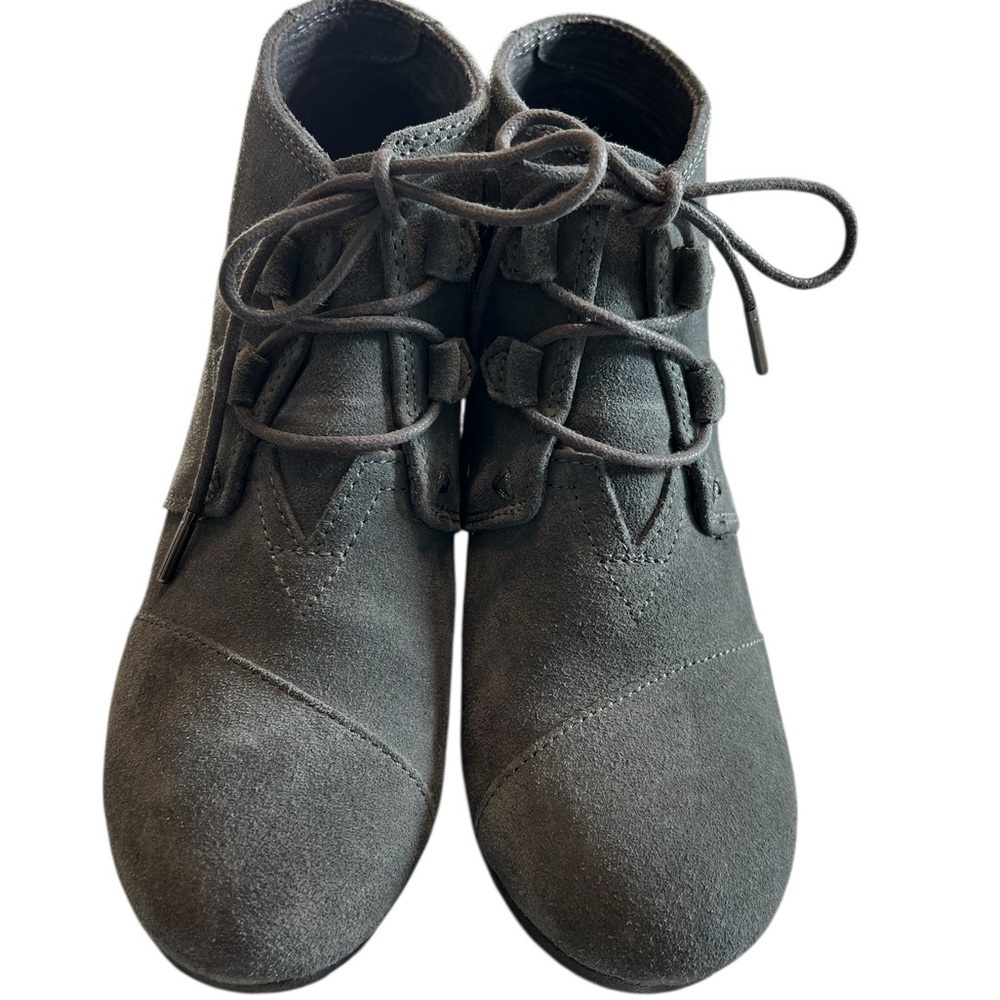 TOMS Women’s size 9.5 Kala wedge desert ankle boots in forged grey suede - Picture 2 of 9